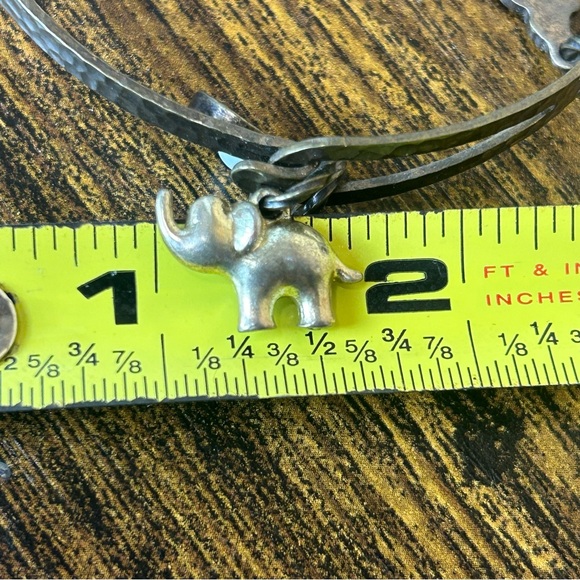 Vintage Good luck Charm hammered metal bracelet jewelry horseshoe,elephant,stone - Picture 9 of 15